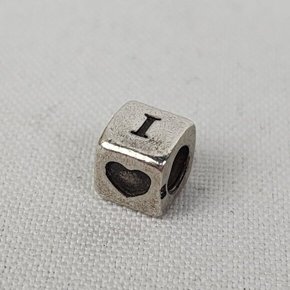 Pandora 925 Sterling Silver I Love To Shop Bead Charm - Picture 1 of 3